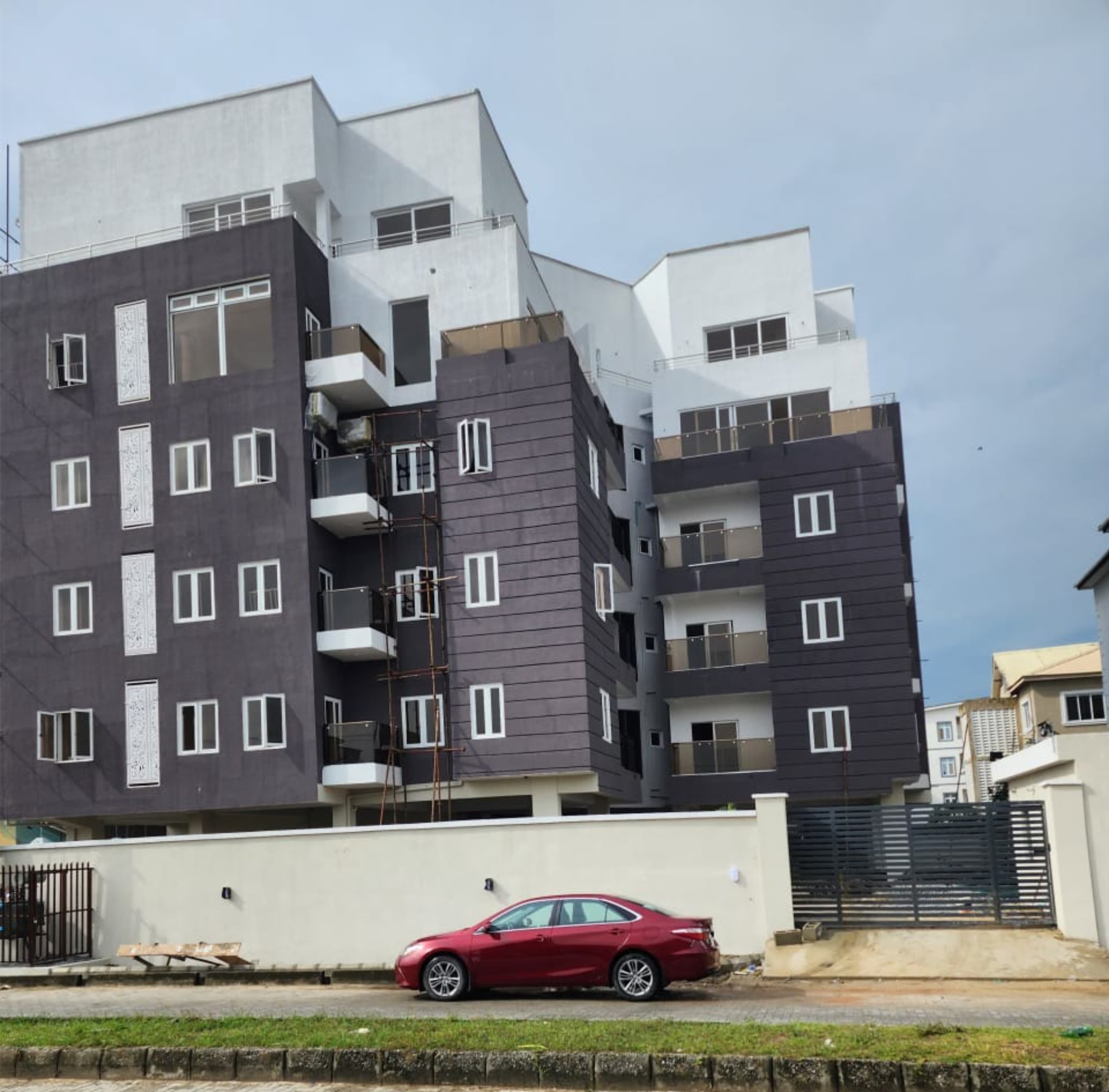 Signature Apartments